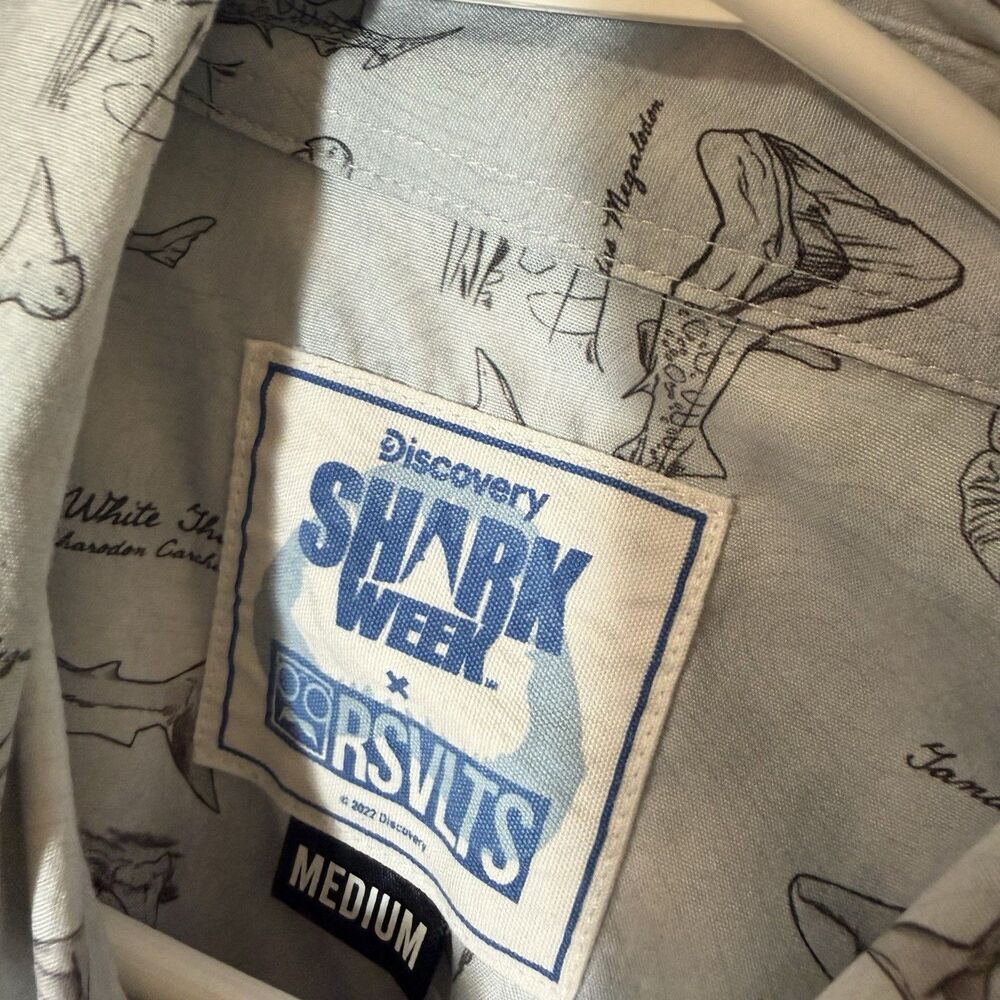 RSVLTS Discovery Shark Week Shirt Men M Scientific Illustration KUNUFLEX Blue View 2